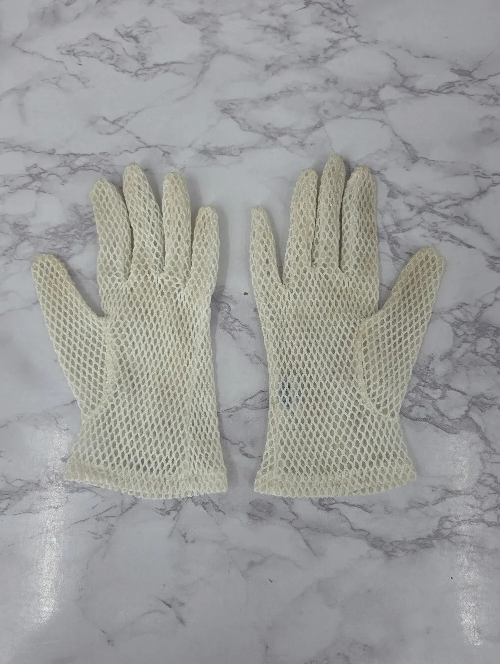 Vintage Japan Off White Mesh Fishnet Gloves